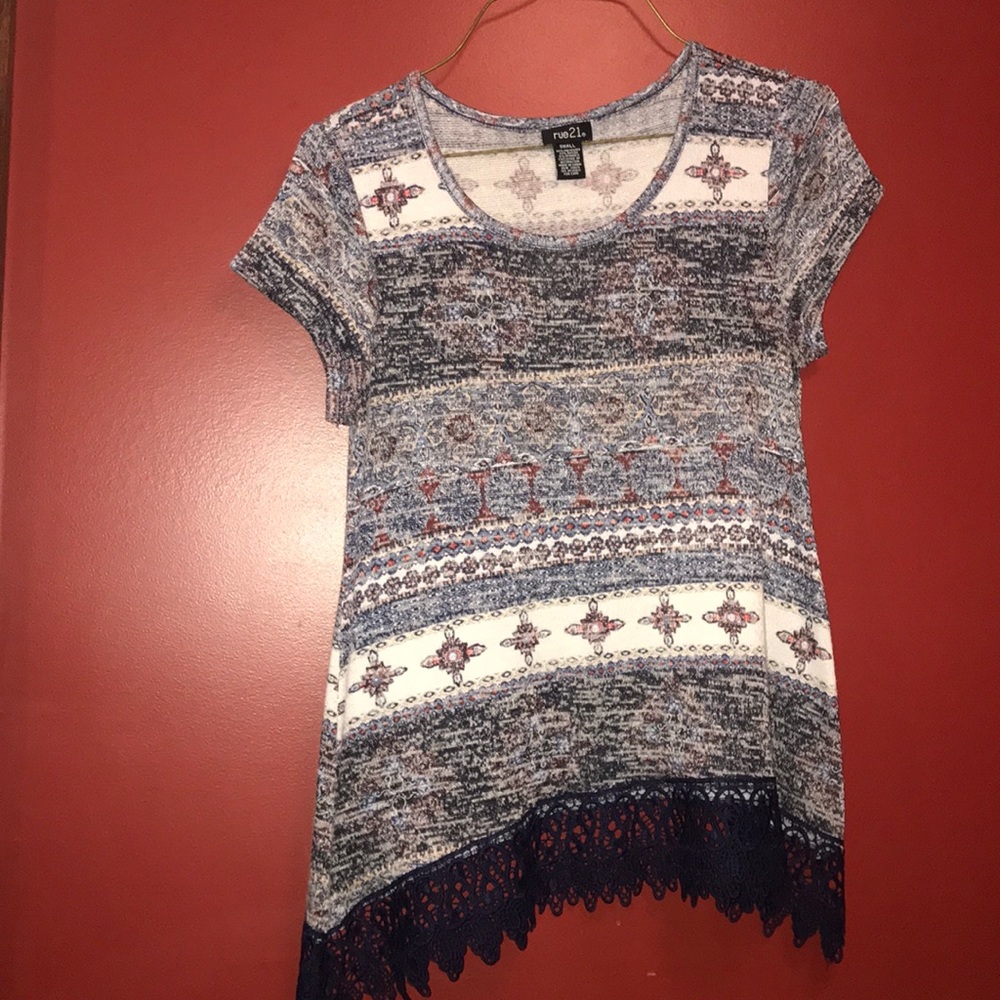 beautiful laced blouse!